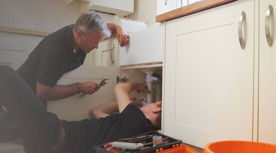 Professional burst pipe repair services in Lakeshore, FL